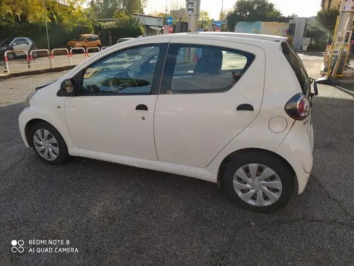 Toyota Aygo 1.0 12V VVT-i 5 porte Active Connect