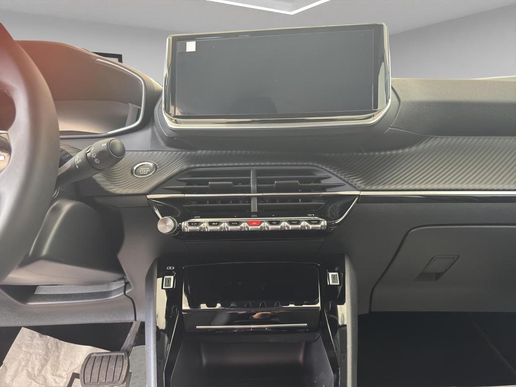 Peugeot 208 1.2 hybrid Allure 100cv e-dcs 6