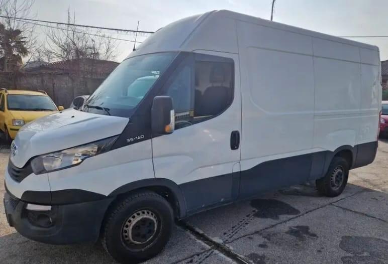 Iveco 2.2 autocarro per trasporto di cose anno 2018 kw100