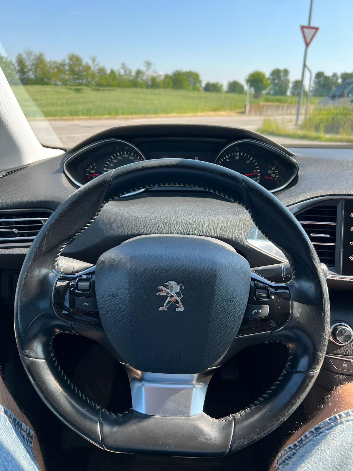 Peugeot 308 BlueHDi 150 S&S SW Business