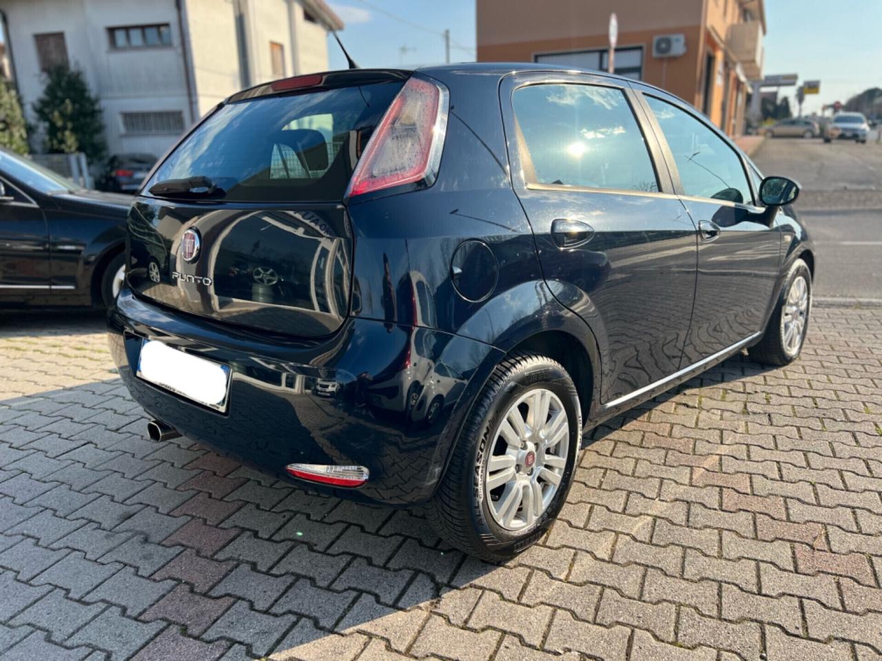 Fiat Punto 1.3 MJT II 75 CV 5 porte Lounge ok Neopatentati