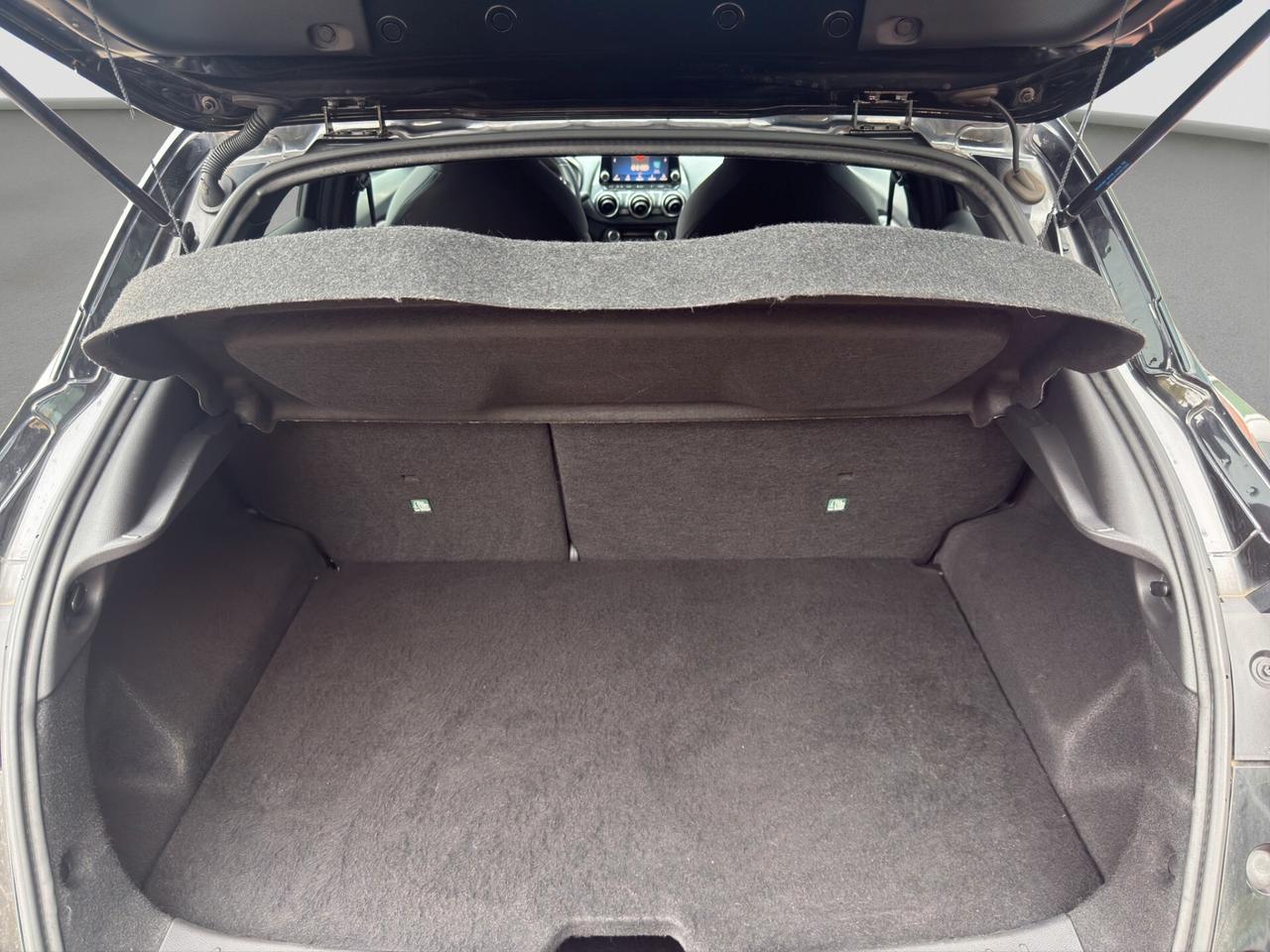 Nissan Juke 1.0 DIG-T 114 CV N-Connecta