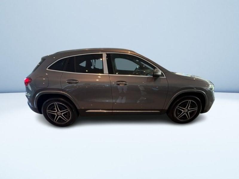 Mercedes-Benz EQA 300 4MATIC AMG Line Advanced