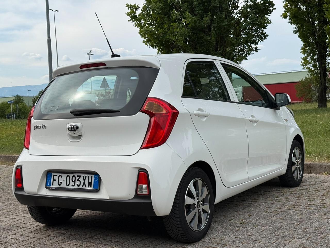 Kia Picanto Picanto II 2011 1.0 Active Collection Gpl 67cv 5p