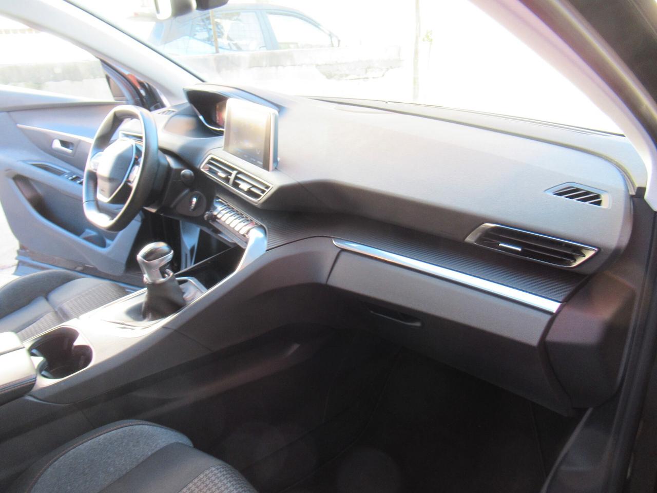 Peugeot 3008 BlueHDi 130 S&S Business