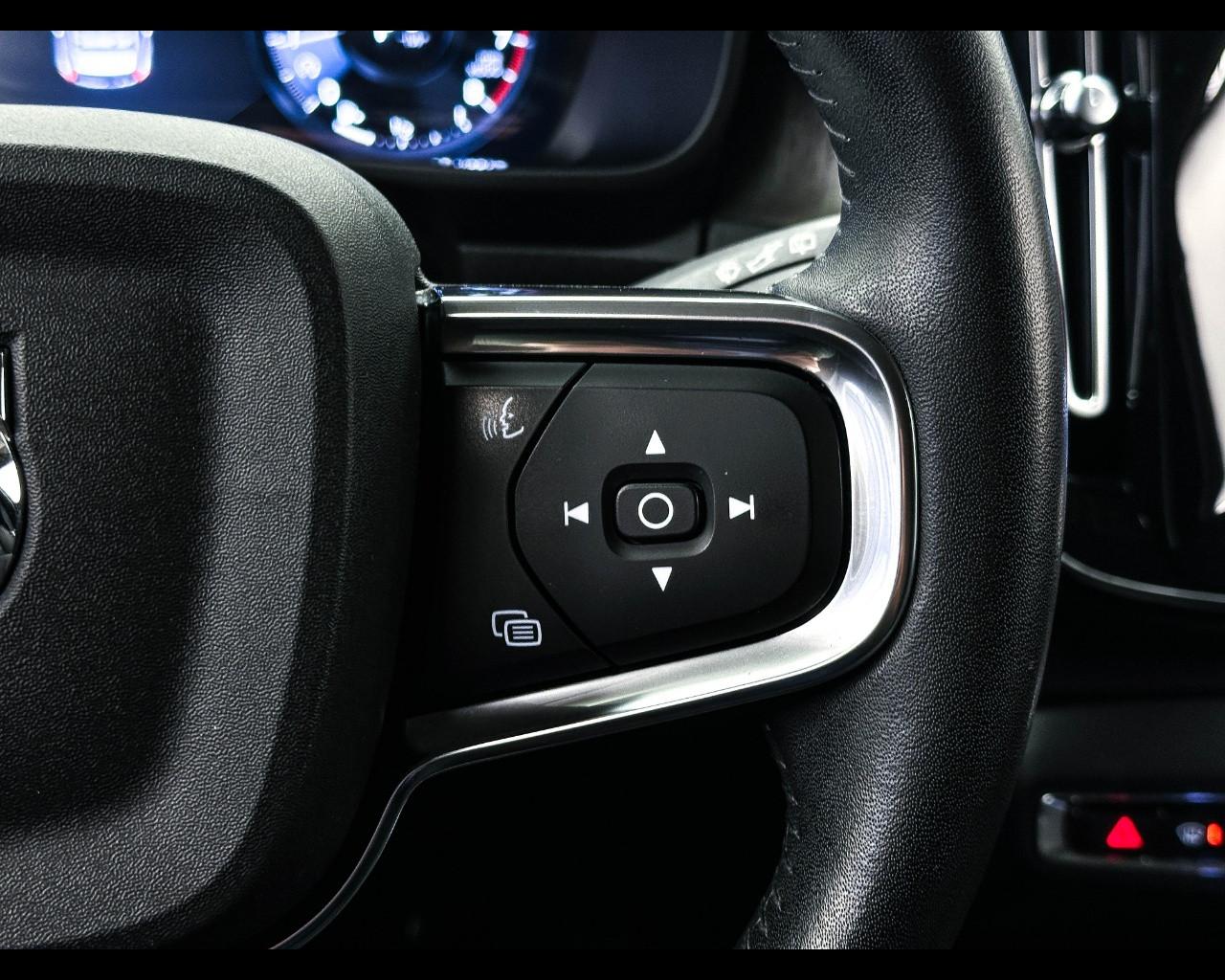 VOLVO XC40 T3 Geartronic Inscription