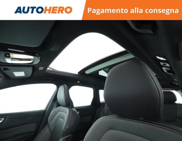 VOLVO XC60 T6 Plug-in hybrid AWD automatico Plus Black Editio