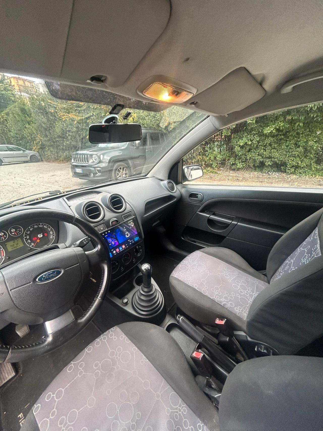 Ford Fiesta 1.2 16V 3p. Titanium