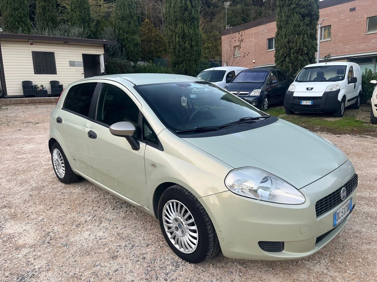 Fiat Grande Punto 1.3 MJT 75 CV 5 porte Active