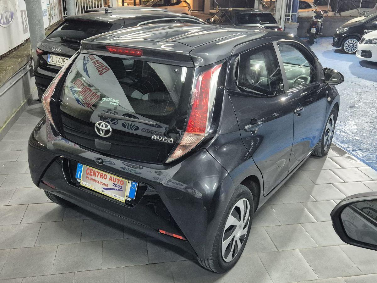 TOYOTA - Aygo - 1.0 VVT-i 69 CV 5 porte x-clusiv
