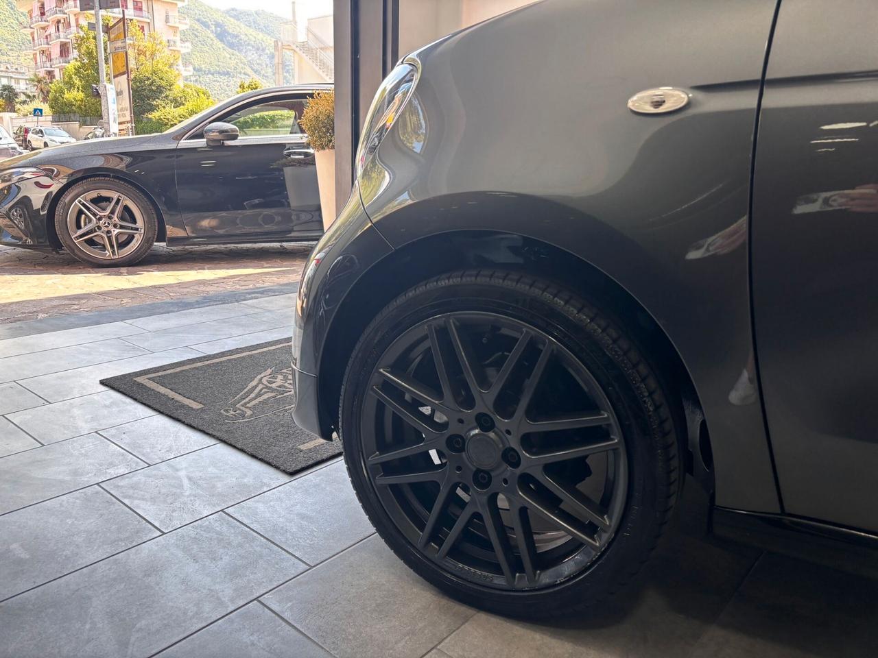 SMART FORFOUR 0.9 TURBO TWINAMIC PRIME BRABUS STYLE