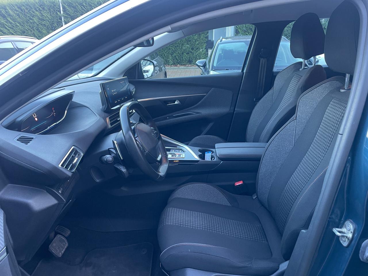 Peugeot 5008 BlueHDi 130 S&S EAT8 Allure Pack