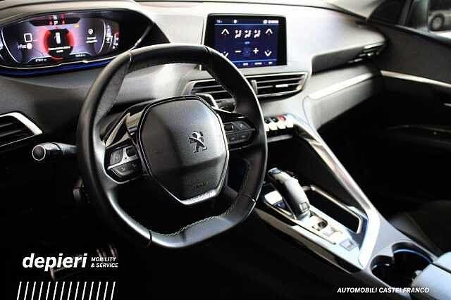 Peugeot 5008 BlueHDi 130 S&S EAT8 Crossway autom OK NEOP