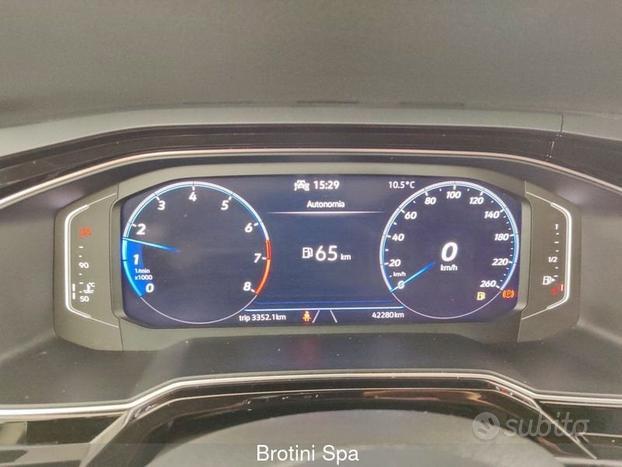 Volkswagen Taigo 1.0 TSI 110 CV R-Line