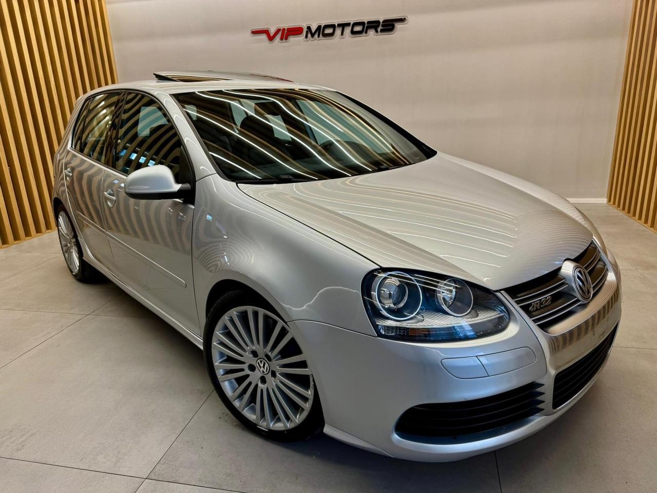 Volkswagen Golf 3.2 R32 5PORTE DSG PELLE TETTO 250CV PERMUTE FULL