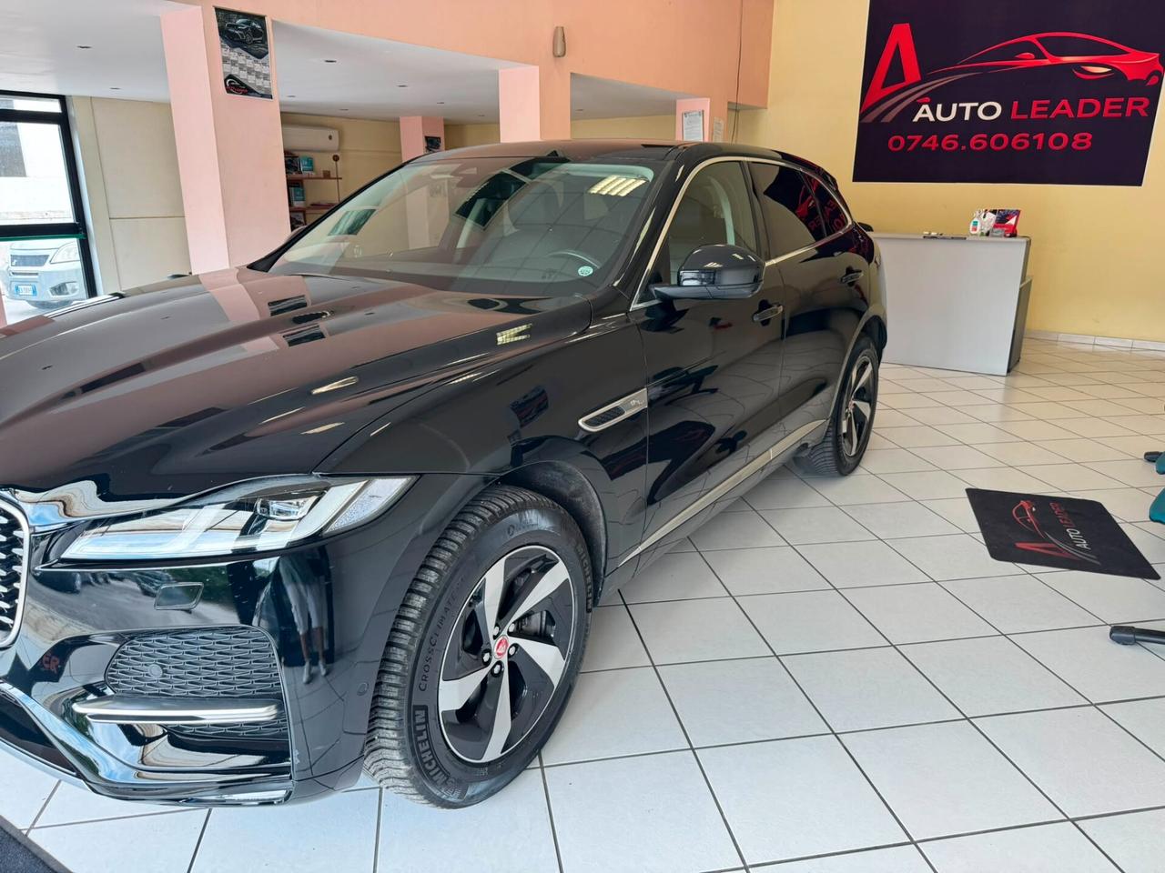 Jaguar F-Pace 2.0 D 204 CV AWD aut. R-Dynamic HSE