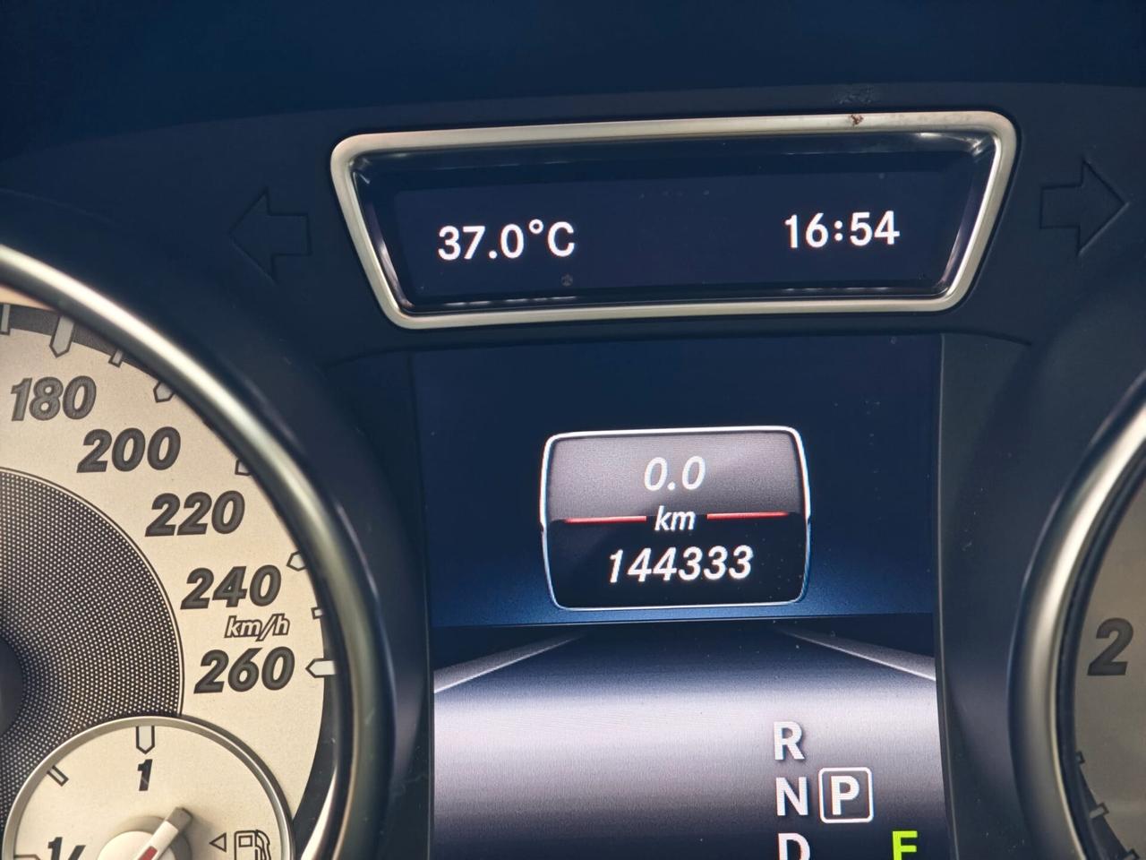 Mercedes-benz CLA 180 d Automatic Premium
