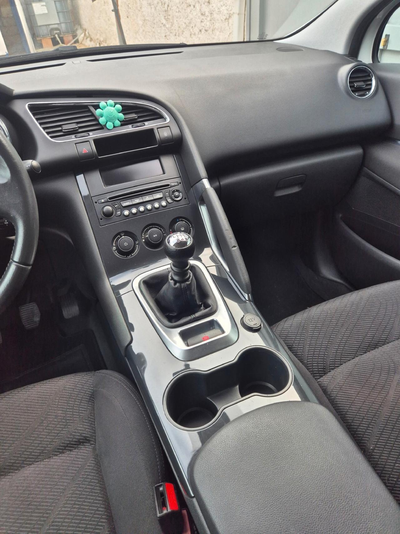 Peugeot 3008 1.6 HDi 110CV