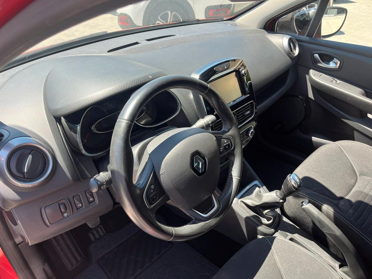 Renault Clio TCe 12V 90CV Start&Stop 5 porte Energy Intens