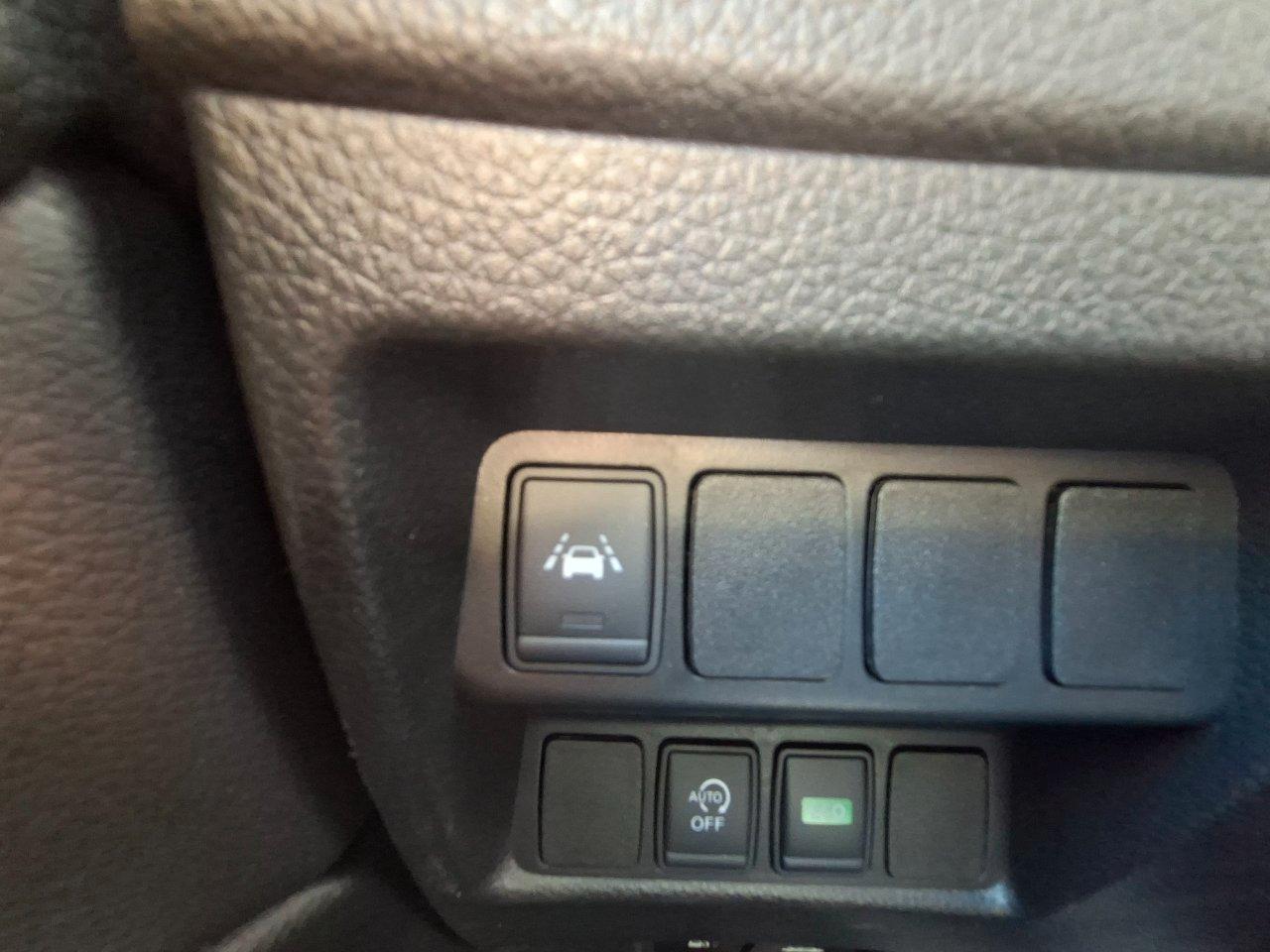 Nissan Qashqai 1.6 dci N-Connecta 2wd 130cv tetto panorama
