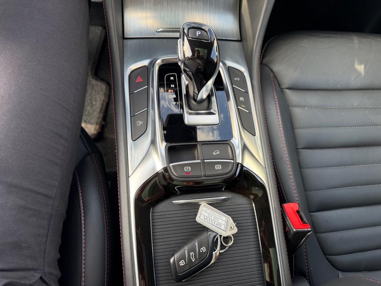 Mg HS 1.5T-GDI Luxury Automatica 19.000km