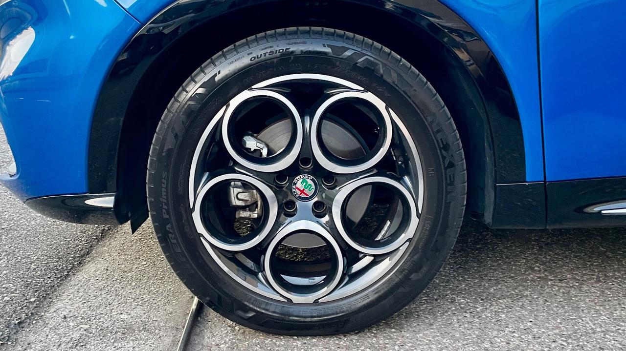 ALFA ROMEO TONALE 1.6 TI 131CV - FULL LED, VIRTUAL COCKPIT, NEOPATENTATI