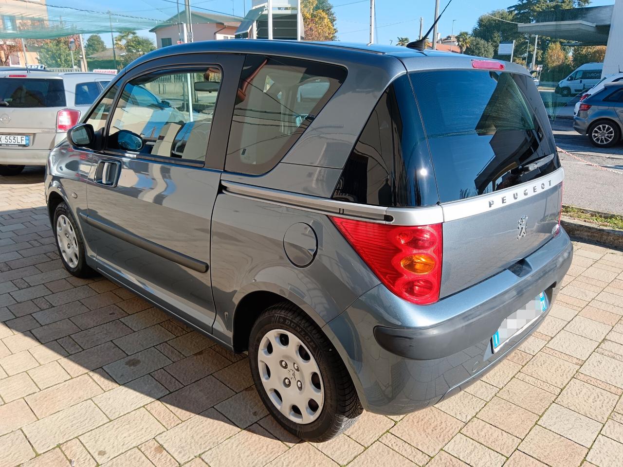 Peugeot 1007 1.4 HDi Sporty