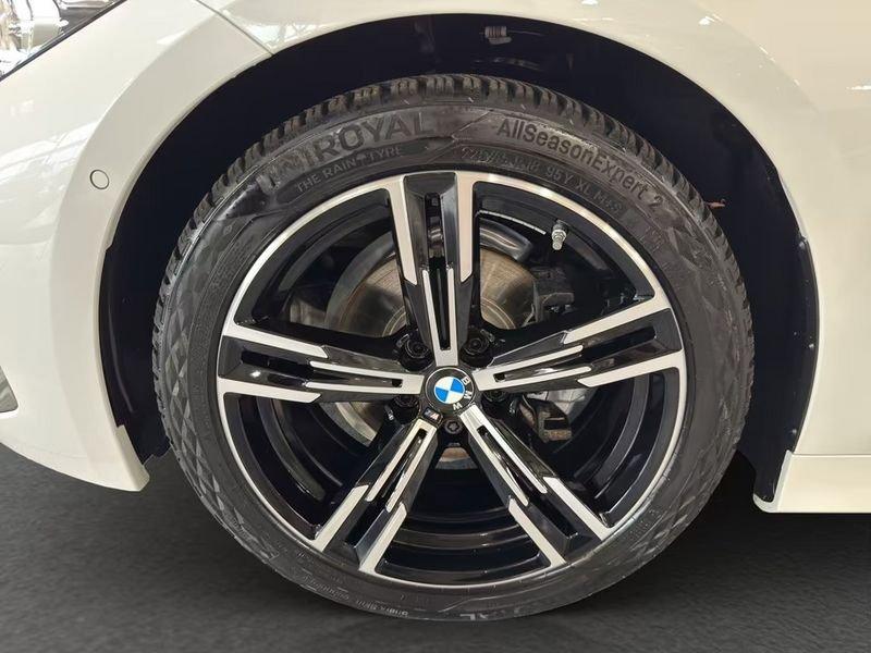 BMW Serie 3 318d 48V MSport Touring auto 18" Camera Live Cockpit
