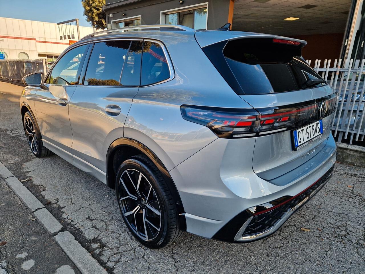 Volkswagen Tiguan 2.0 TDI 193 CV DSG 4MOTION R-Line