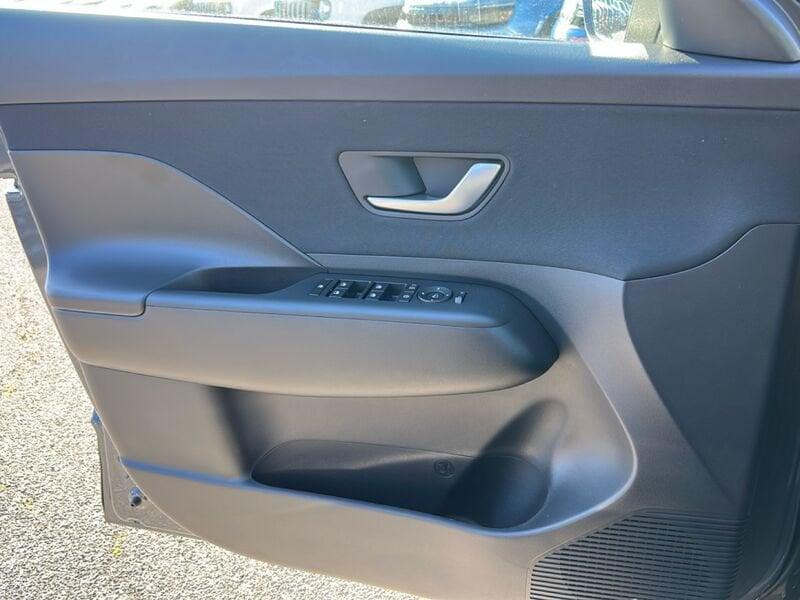 Hyundai Kona II 2023 1.6 gdi hev Business 2wd 138cv dct