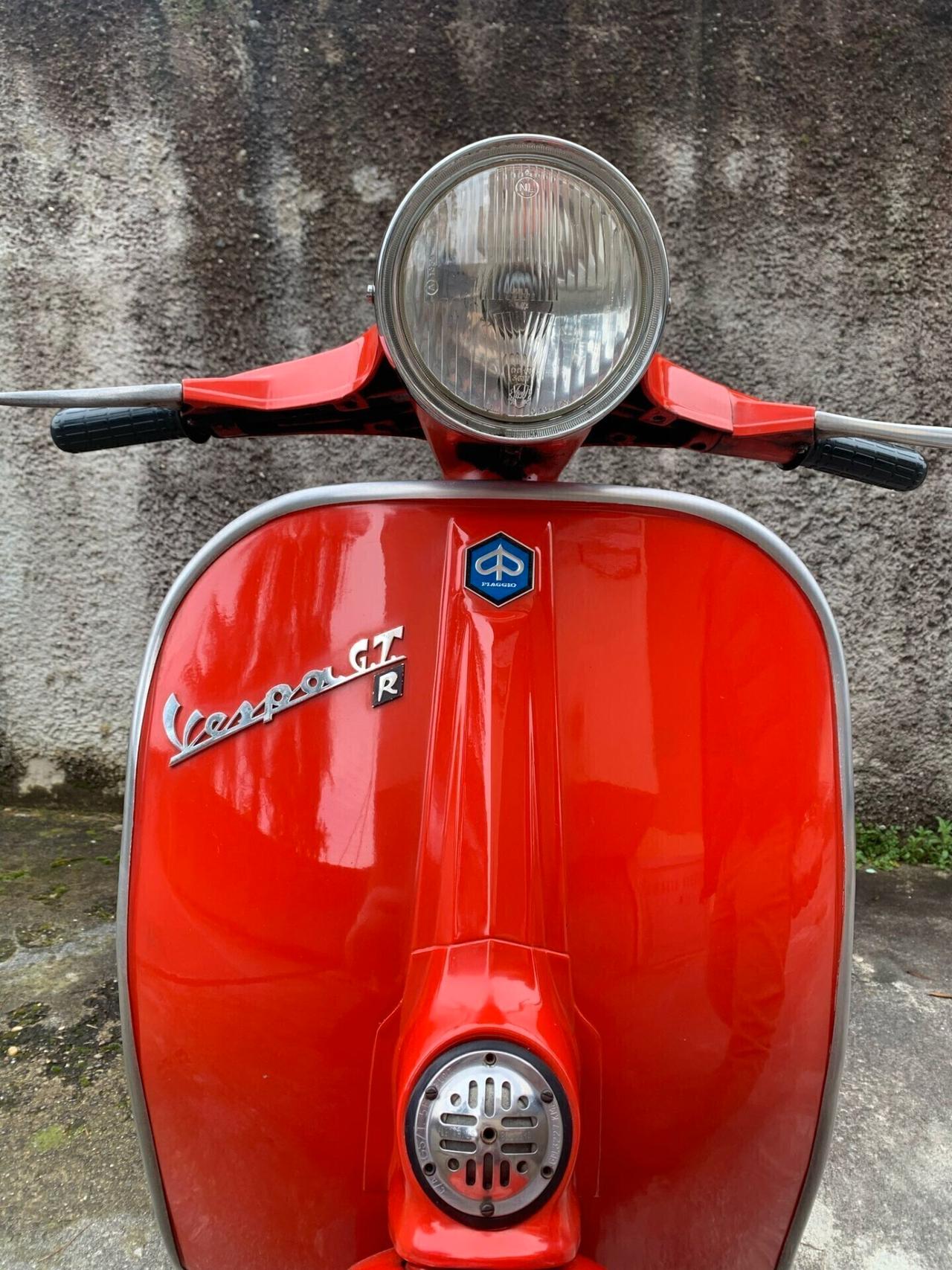 Piaggio Vespa 125 GTR (VNL2)