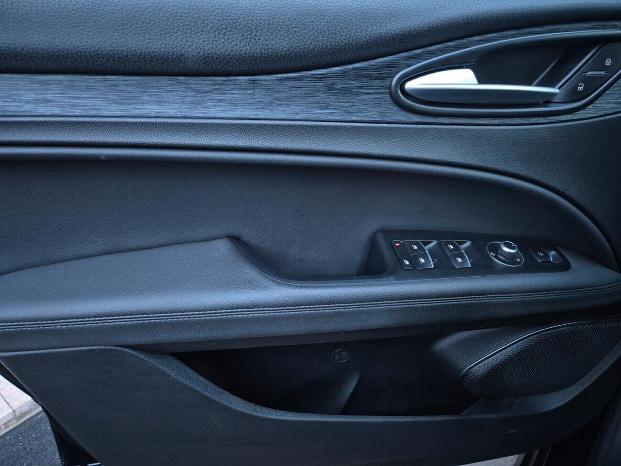 Alfa Romeo Stelvio 2.2 Turbodiesel 190 CV AT8 Q4 Ti
