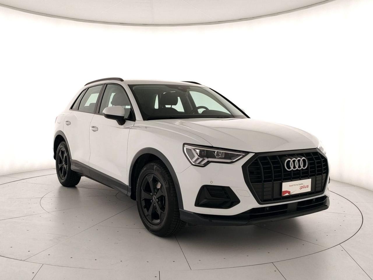 Audi Q3 35 1.5 tfsi business advanced s-tronic