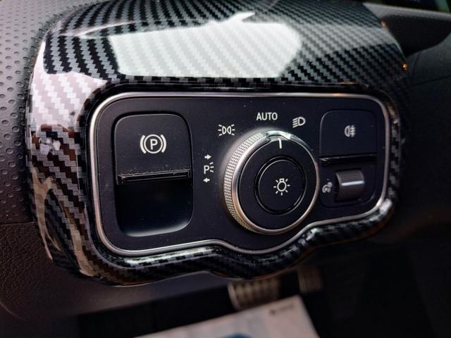 MERCEDES-BENZ CLA 200 d Automatic Shooting Brake Premium
