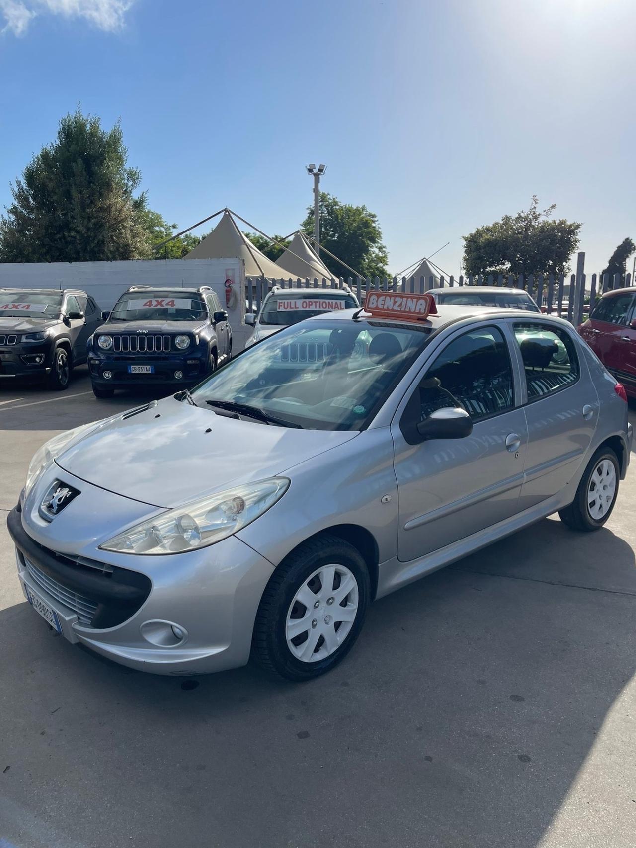 Peugeot 206 plus 1.1 2011 120 mila km