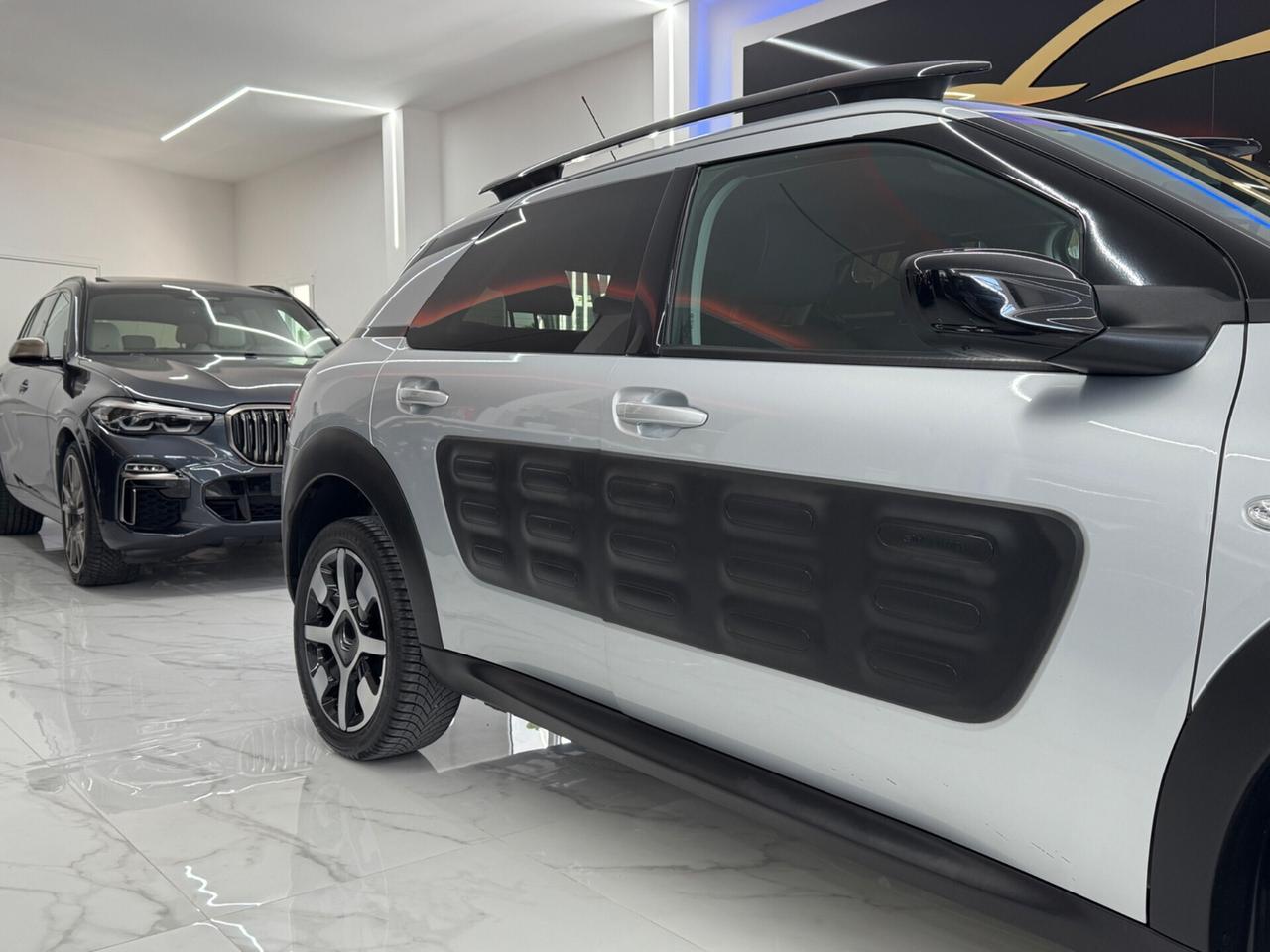 Citroen C4 Cactus 1.6 100Cv ETG6 Shine Full Opt
