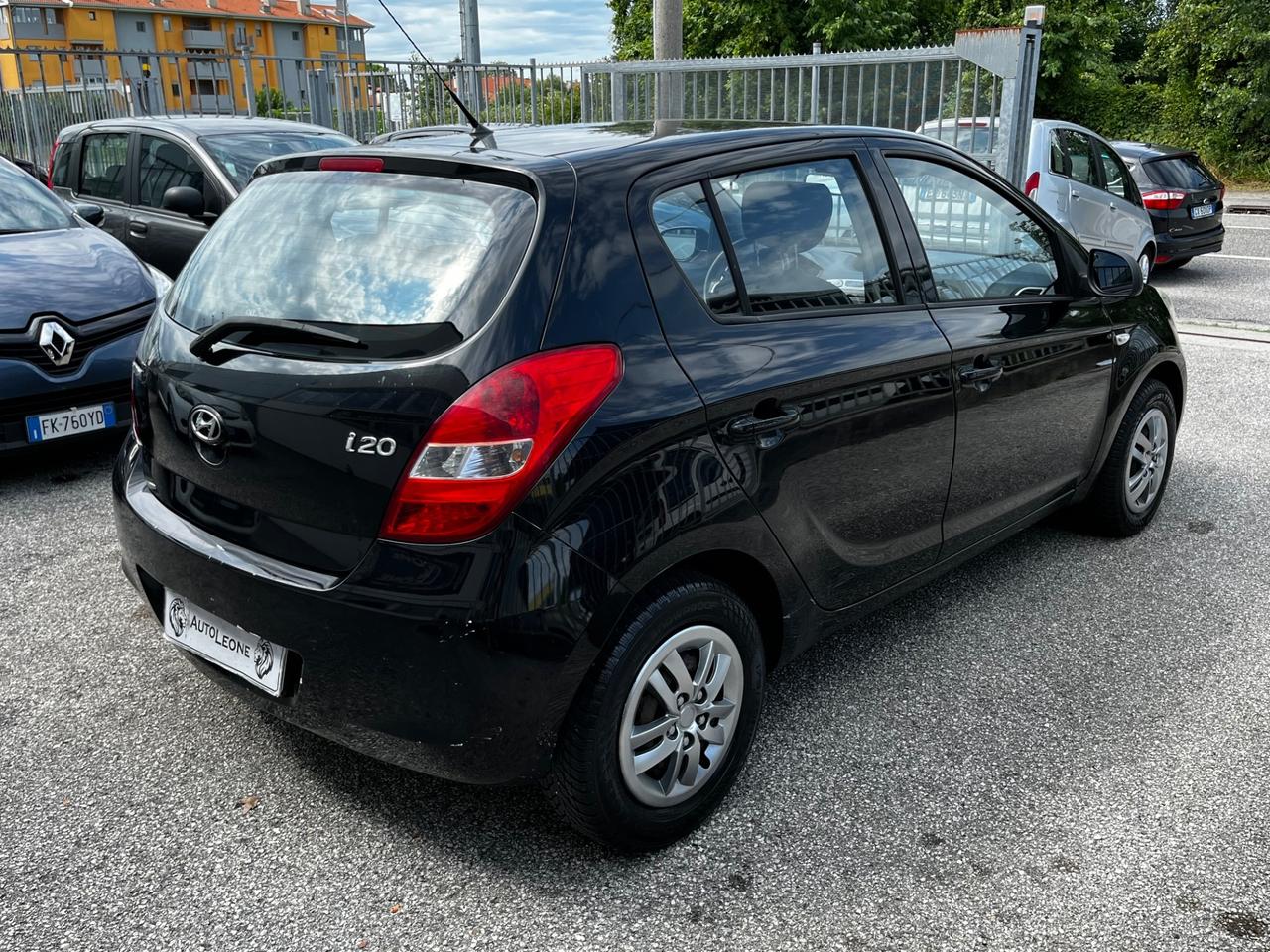 Hyundai i20 1.2 5p. Comfort FRIZIONE NUOVA - OK NEOPATENTATI
