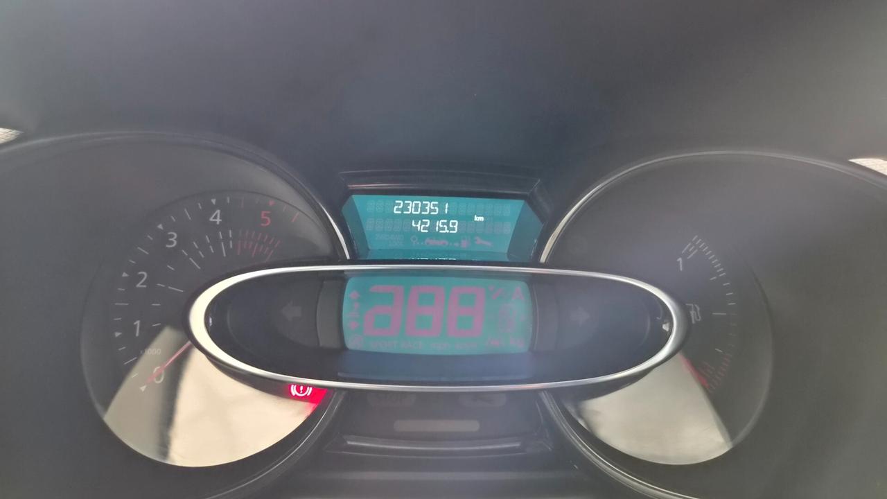 Renault Clio dCi 8V 75 CV Start&Stop 5 porte Energy Intens