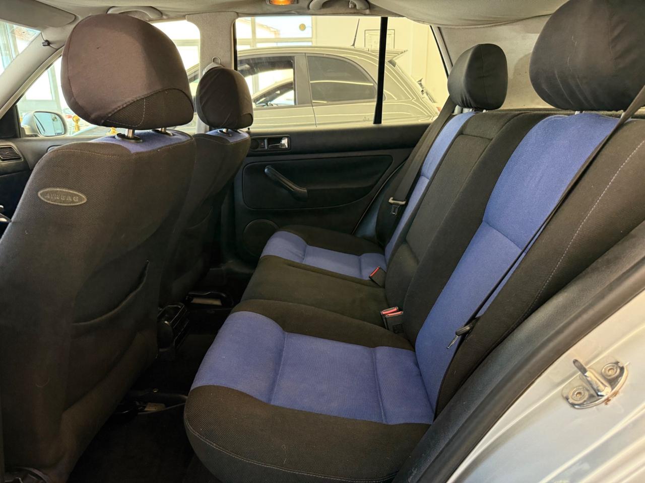 Volkswagen Golf 1.9 TDI/90 CV cat 5 porte