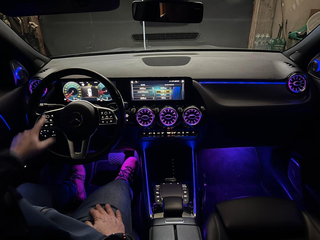 Mercedes-benz GLA 200D DA VETRINA