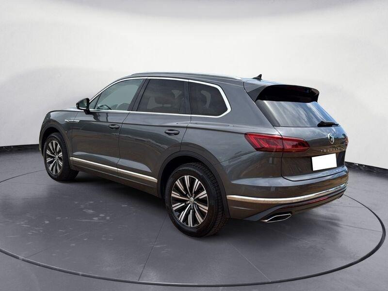 Volkswagen Touareg 3.0 V6 TDI SCR 210kW Advanced