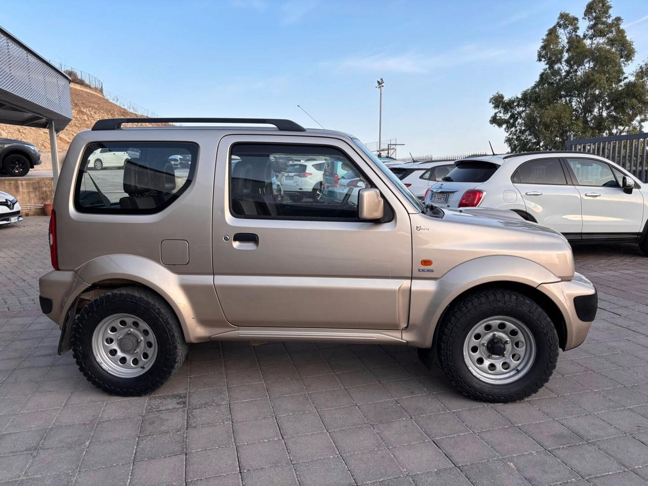 SUZUKI JIMNY