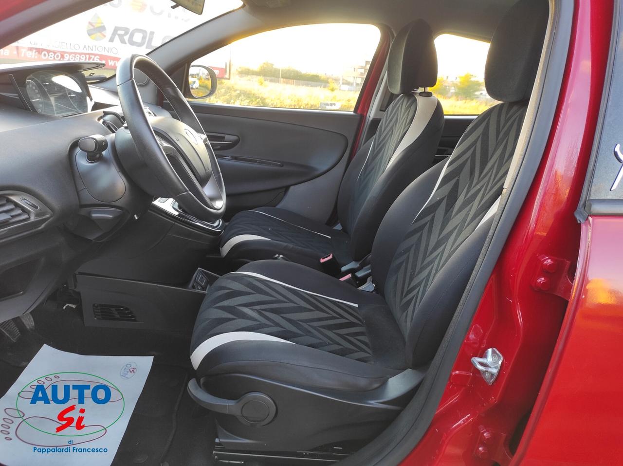 Lancia Ypsilon 1.3 Mjet - 95cv NEOPATENTATI