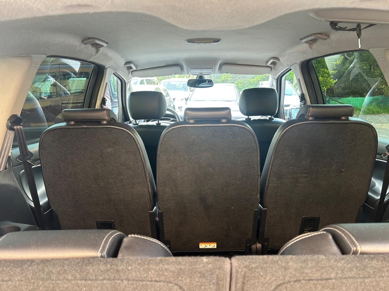 Ford S-Max 2.0 TDCi 140CV Titanium 7 Posti