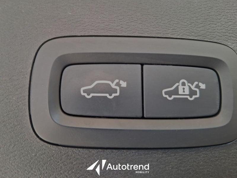 Volvo XC40 Recharge T4 129+14 CV Recharge Plug-In Hybrid Inscription