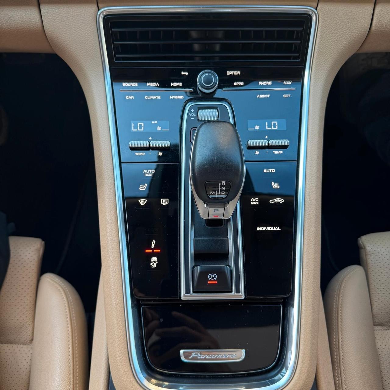 Porsche Panamera 4 2.9 e-Hybrid 470cv