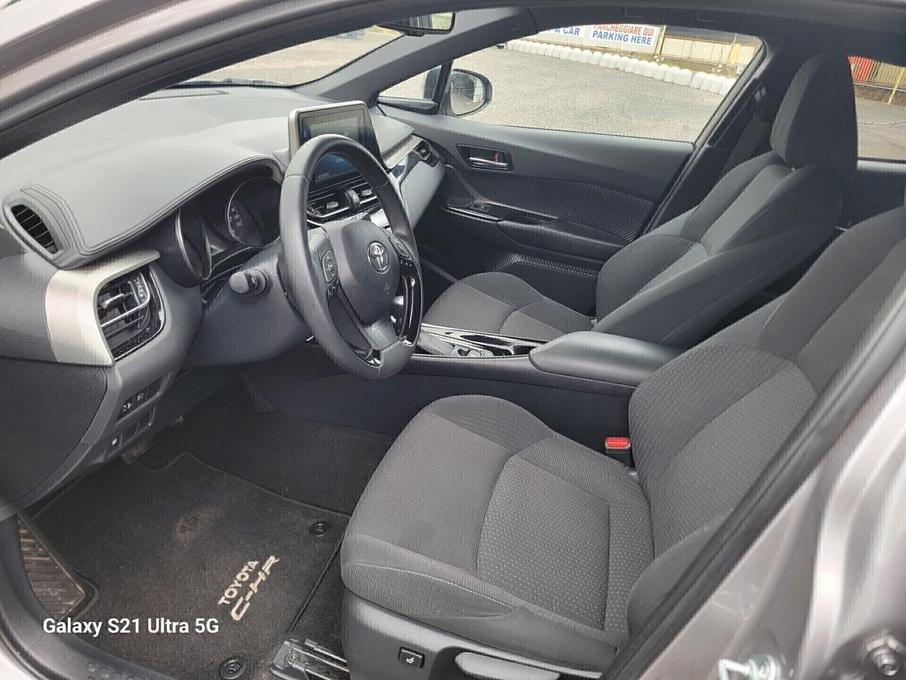 Toyota C-HR 1.8 Hybrid E-CVT Trend SOLO 49 MILA KM!