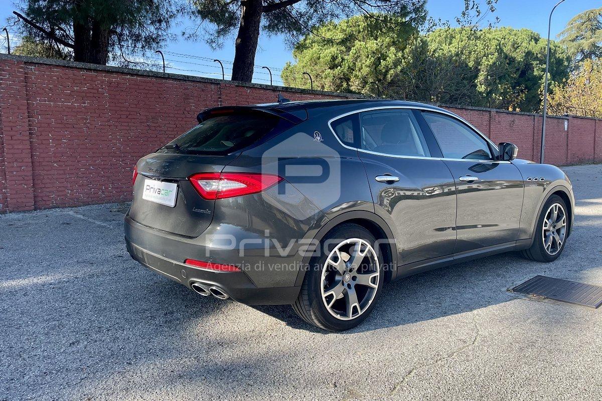MASERATI Levante V6 Diesel 275 CV AWD