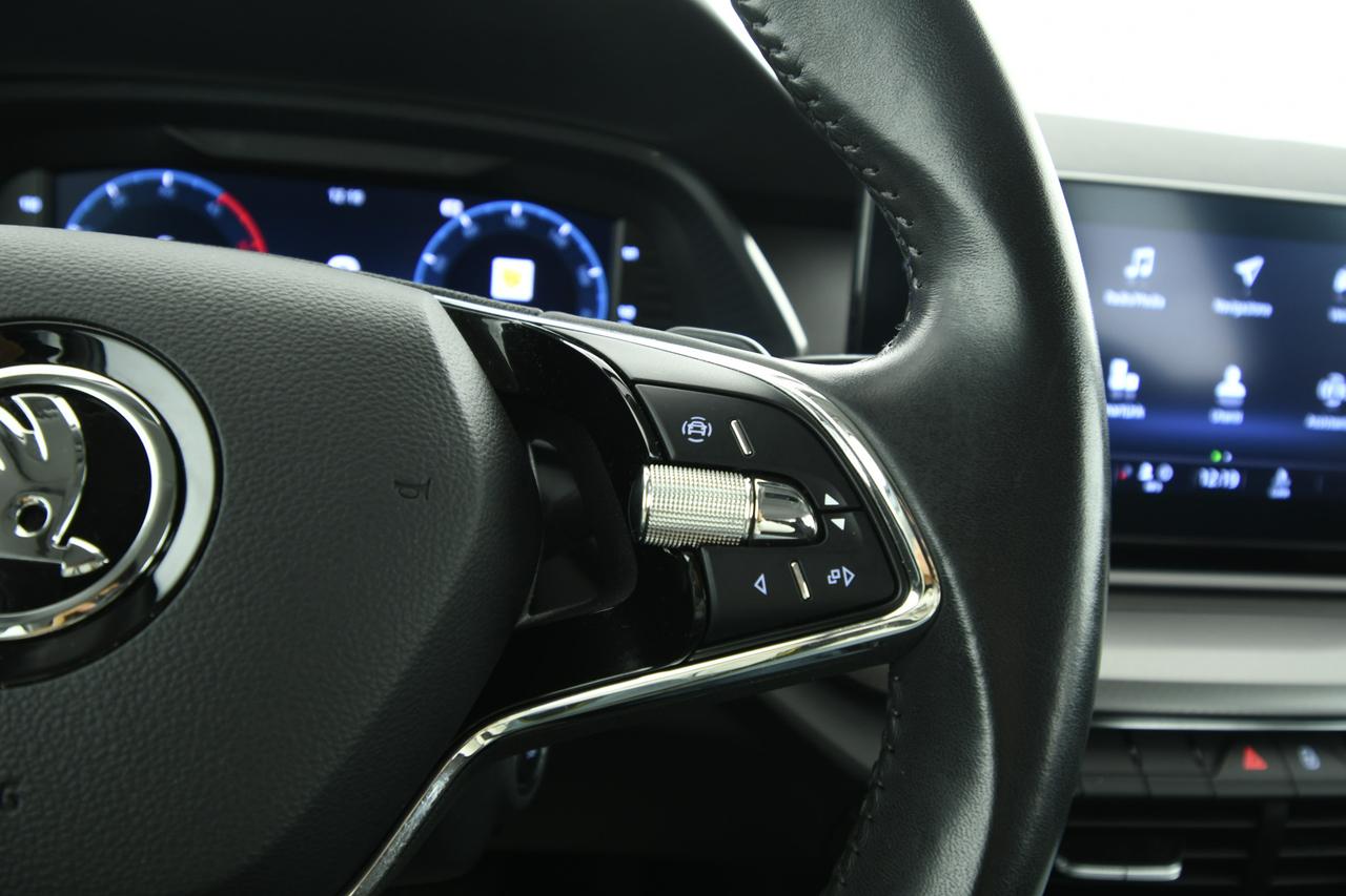 SKODA Octavia Wagon 2.0 tdi evo Executive 4x4 150cv dsg ACC+APP CONNECT