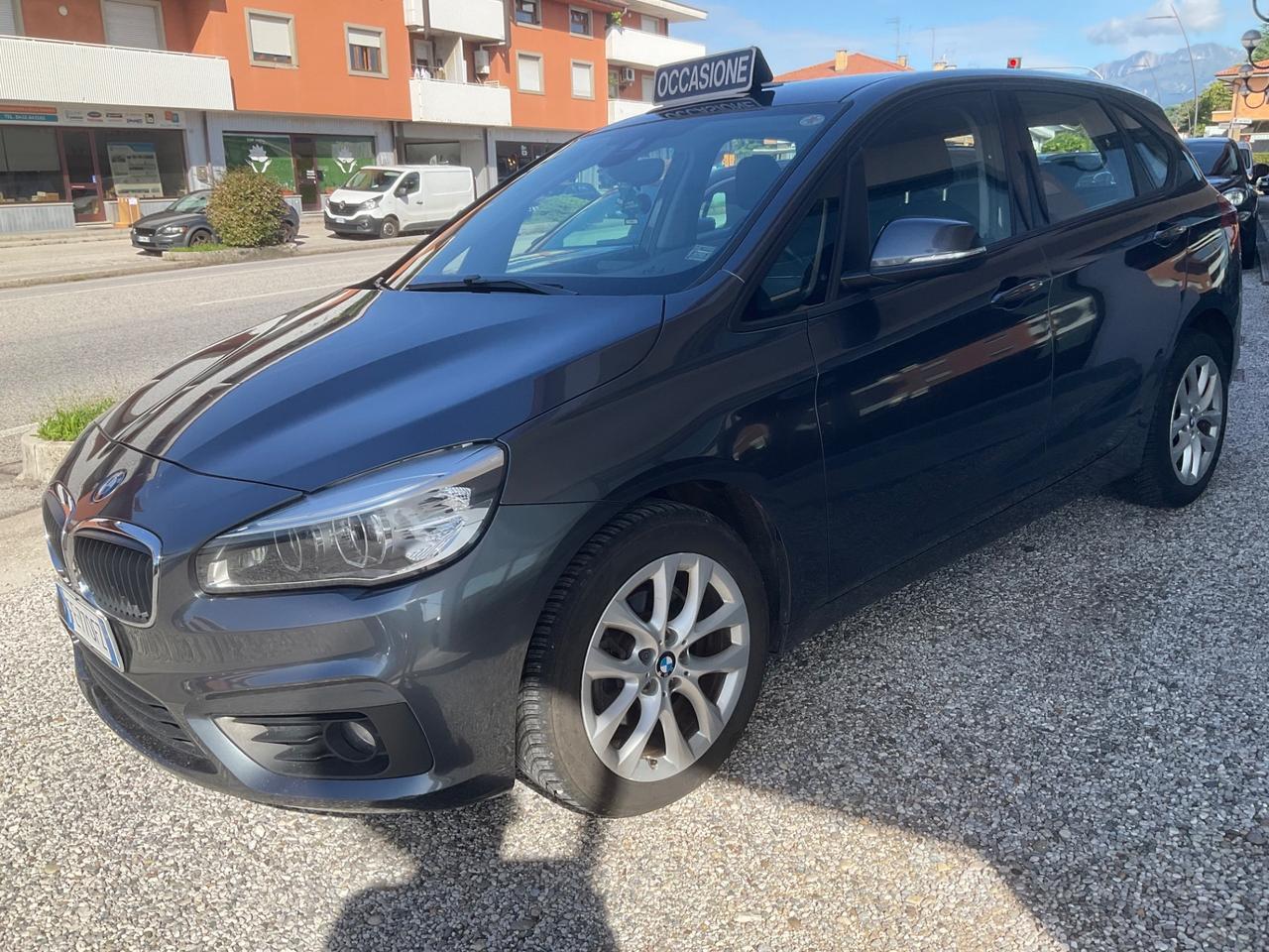 Bmw 2er Active Tourer 218d Luxury